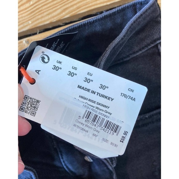 NWT Superdry Skinny High Rise Jeans Size 30 Women’s Black MSRP $59.95 - Picture 5 of 9